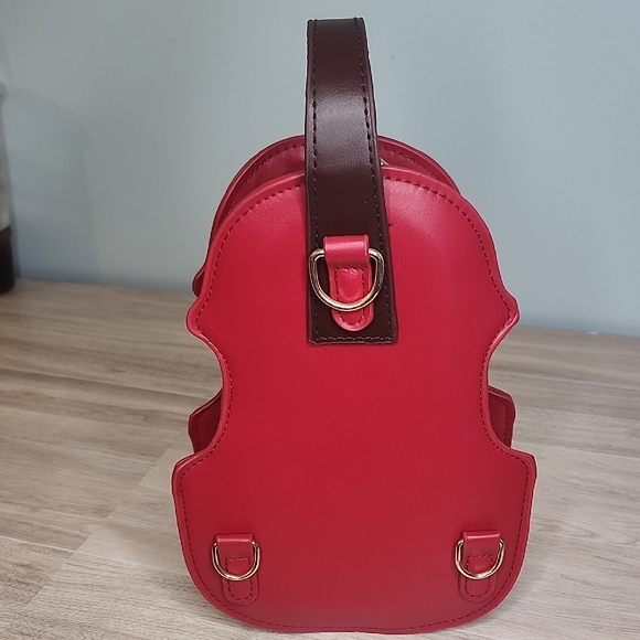 Red‎ Violin-Shaped Handbag - Picture 2 of 5